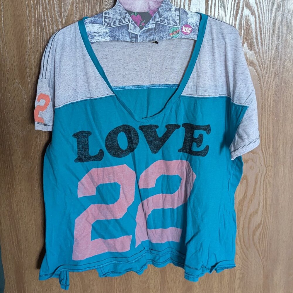 Derek Heart Y2K color block tee, L